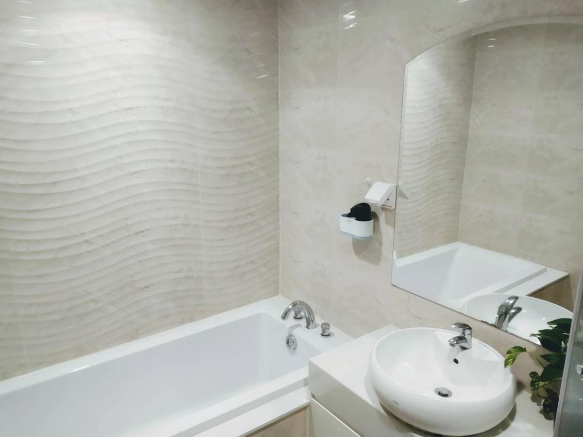 Vinhomes Time City And Parkhill Premium Apartment Hanoi Eksteriør bilde
